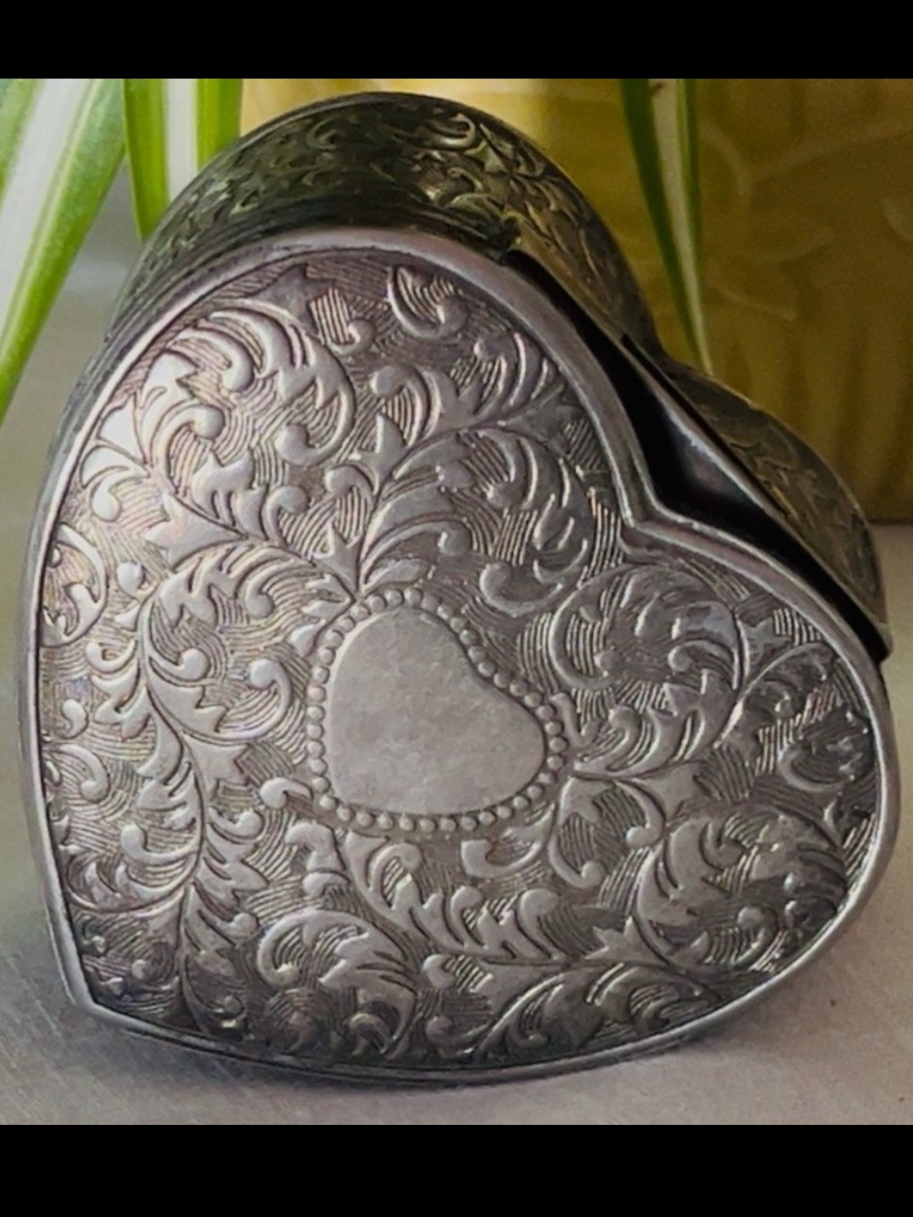 Godinger Silver Art Co. Heart Trinket Box Silver Plated Jewelry Box Velvet Lined